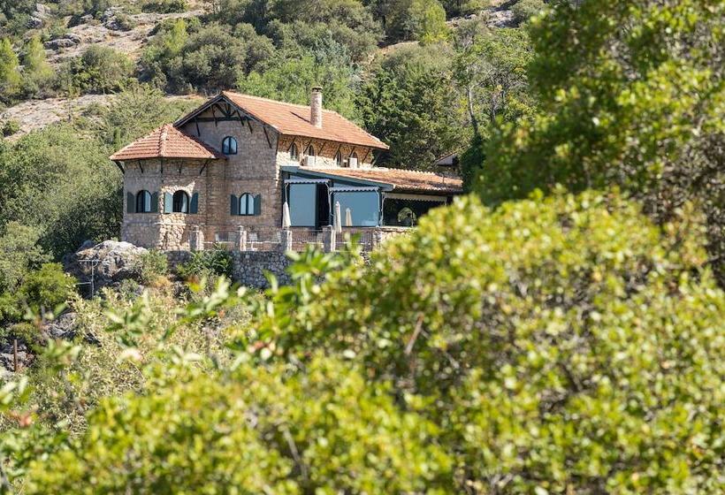 هتل روستایی Calerilla