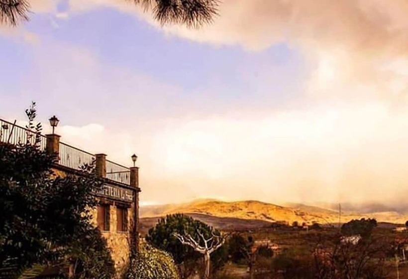 فندق Villa Xarahiz