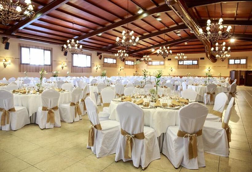 فندق Villa Xarahiz