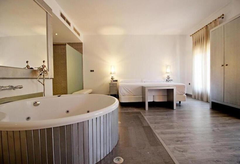 فندق Villa Xarahiz