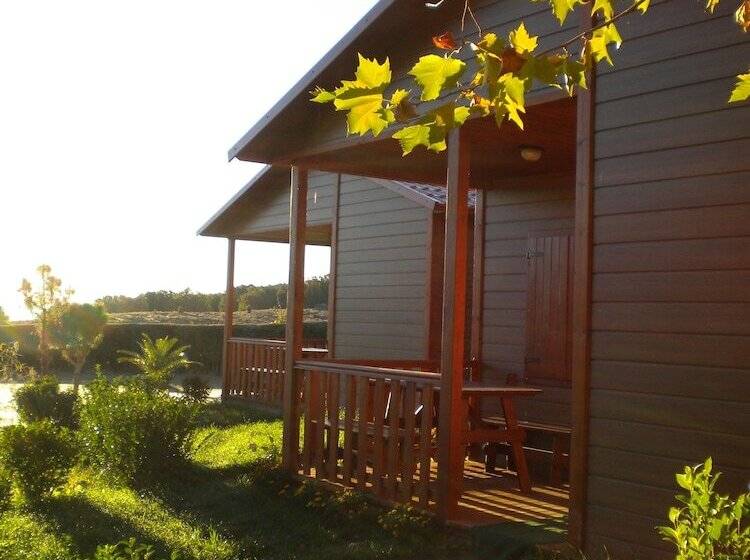 リゾートホテル Camping Bungalows Cabañas La Vera