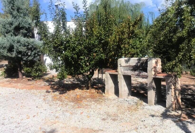 استراحتگاه Cabañas Cortijo El Helao
