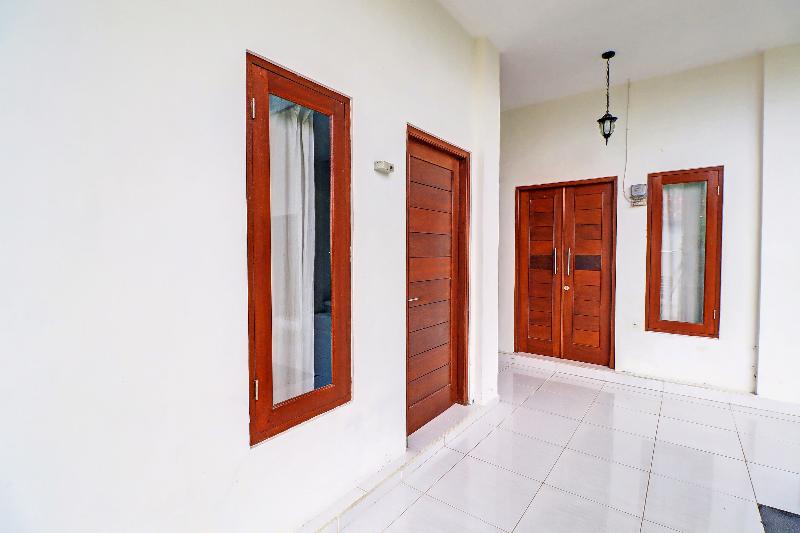 فندق Oyo 91717 7 L Homestay