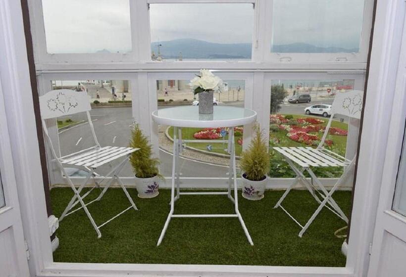 Hostel Santander