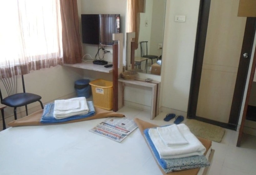 בית מלון כפרי Rajmahal