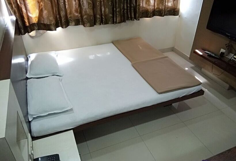 فندق Rajshree Lodging