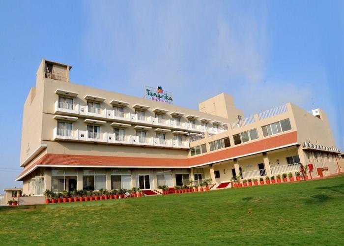 Tanarika Resort
