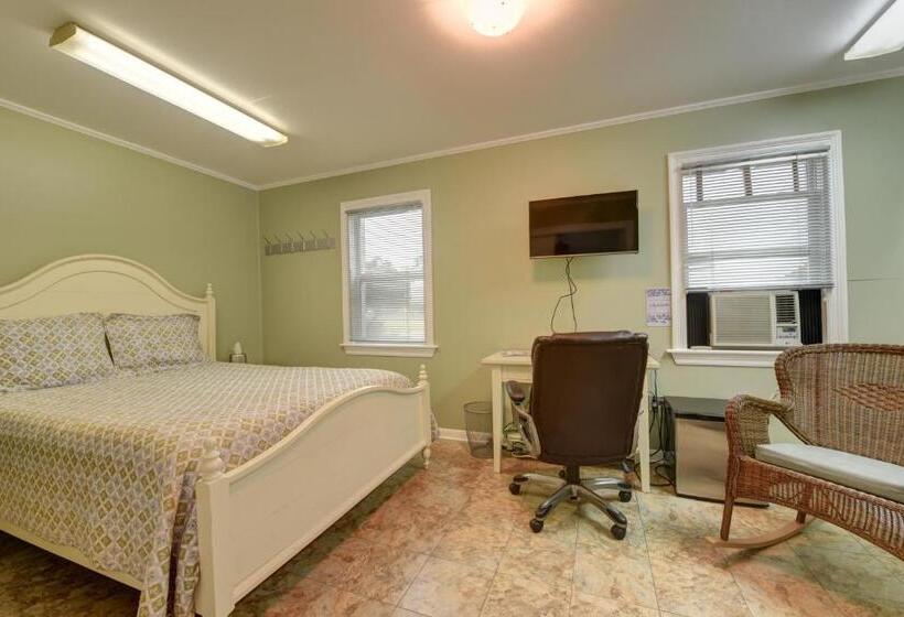 A Chateau On The Bayou Bed & Breakfast