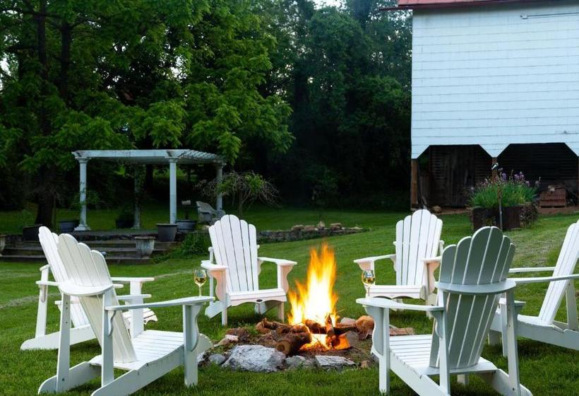 住宿加早餐  South Court Inn