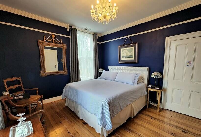 住宿加早餐  South Court Inn