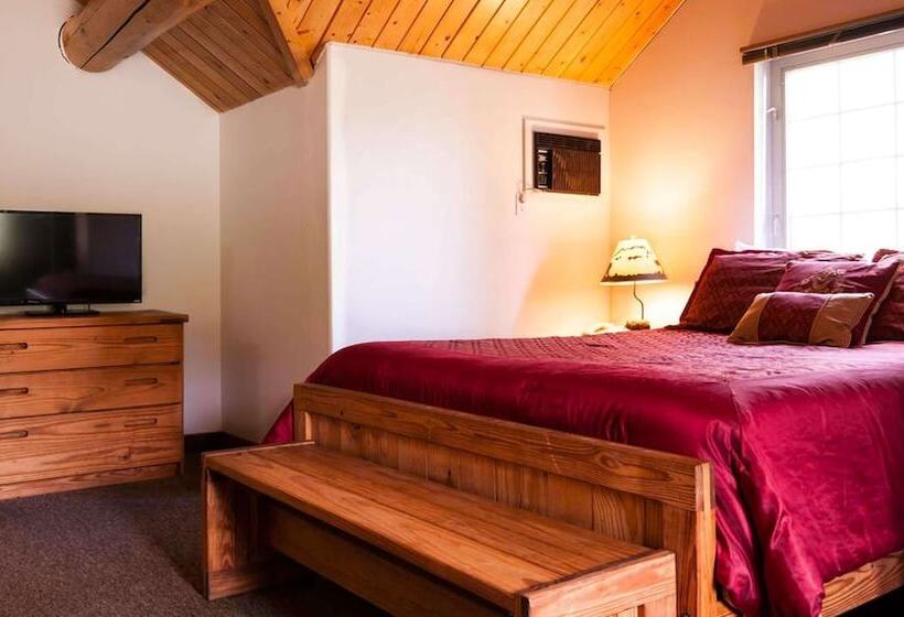 בית מלון כפרי Dodge Peak Lodge