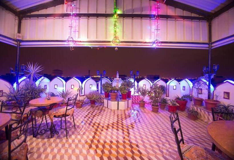 فندق Moonlight Homestay & Hostel