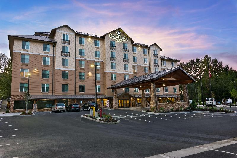 ホテル Oxford Suites Bellingham