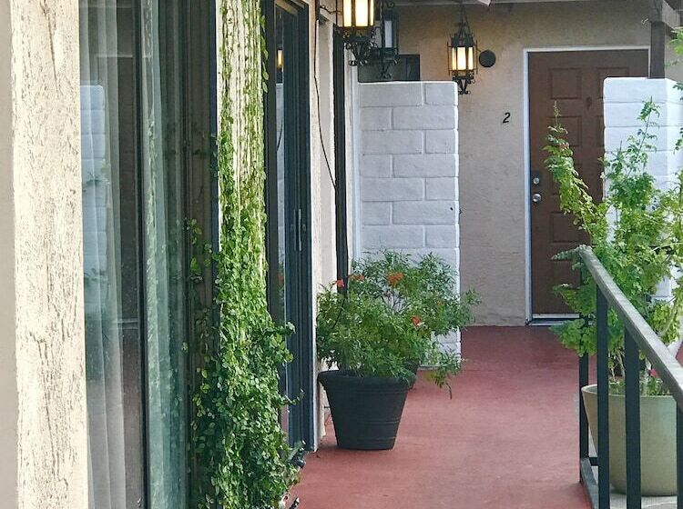 酒店 The Village Palm Desert