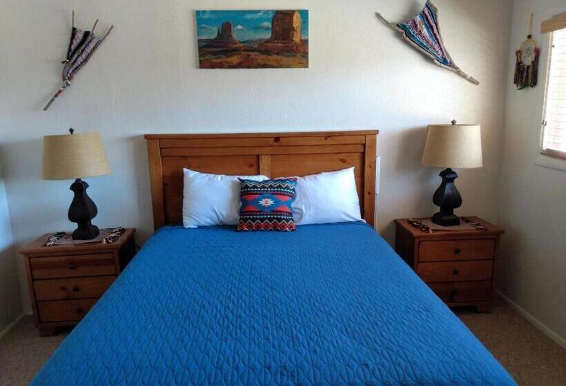 Mokee Motel