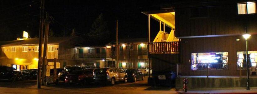 مُتل Gold Country Inn