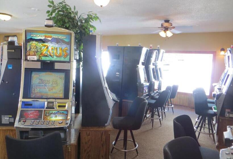 مُتل Gold Country Inn