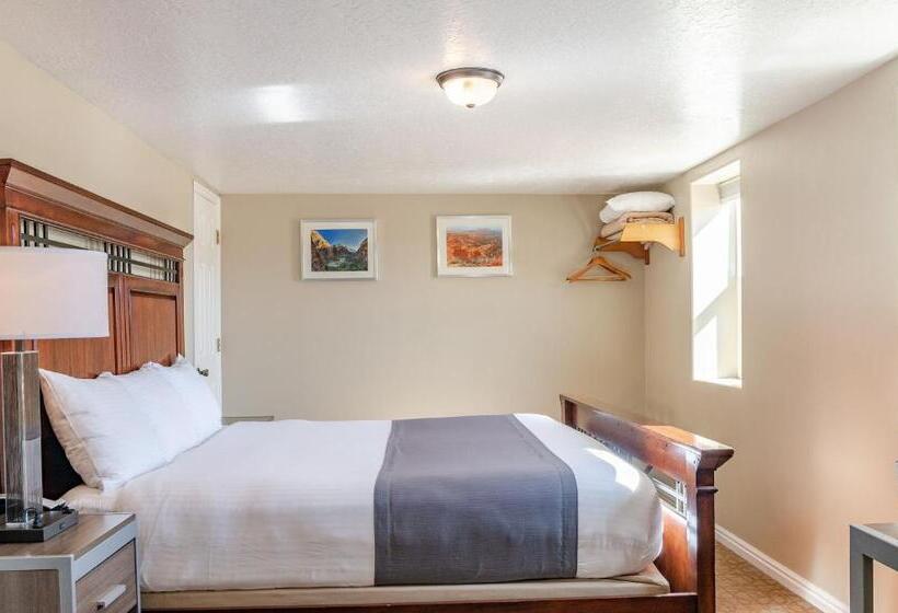 فندق على الطريق Mountain Ridge Cabins & Lodging Between Bryce And Zion National Park