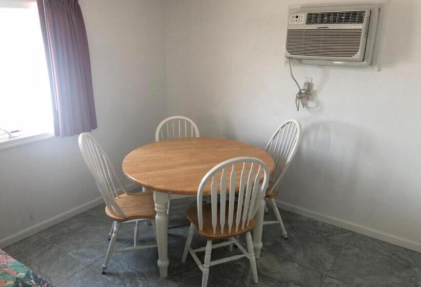 استراحتگاه Apollo Motel