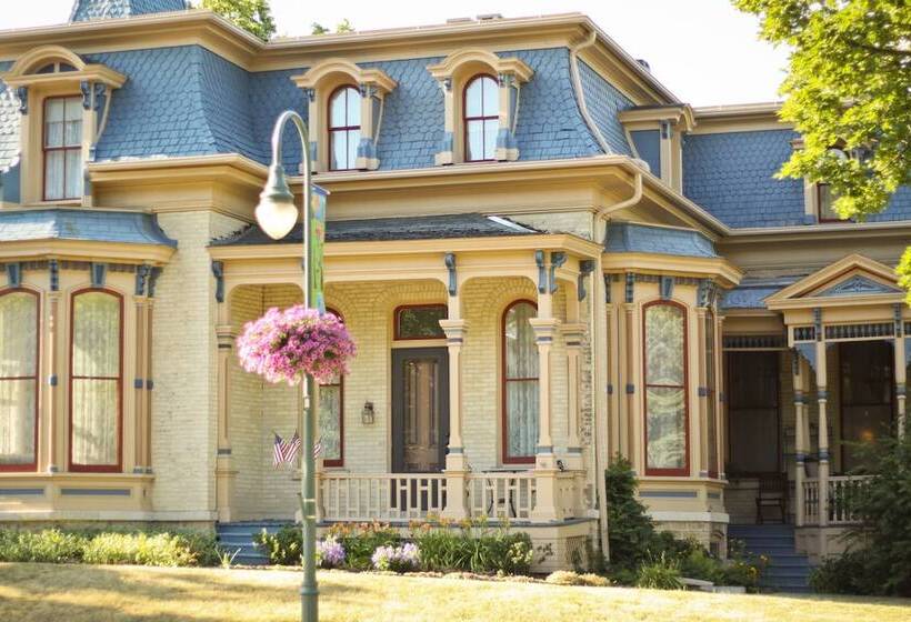 مبيت وإفطار Hamilton House