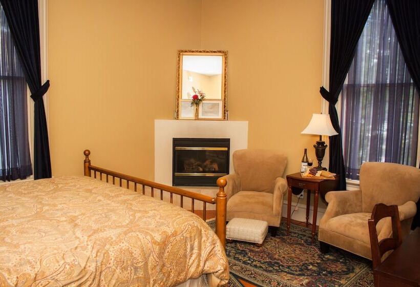 مبيت وإفطار Hamilton House