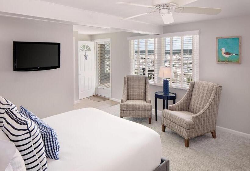צימר Inn At Harbor Hill Marina