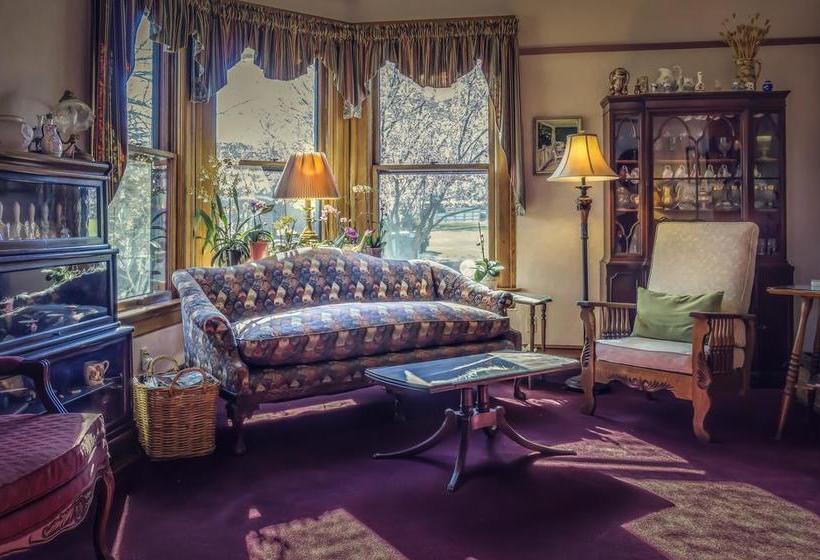 مبيت وإفطار Iris Inn