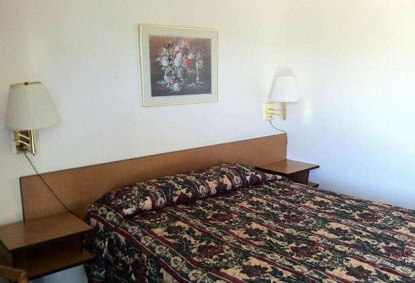 Greenway Motel