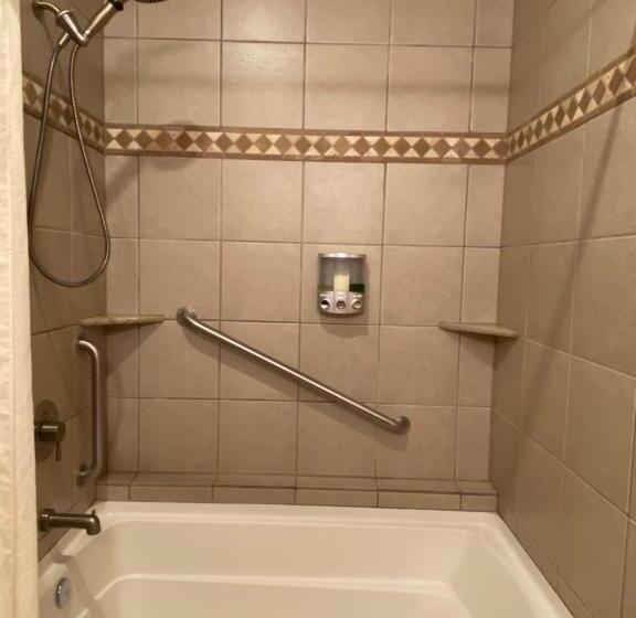 בית מלון כפרי Twisp River Suites