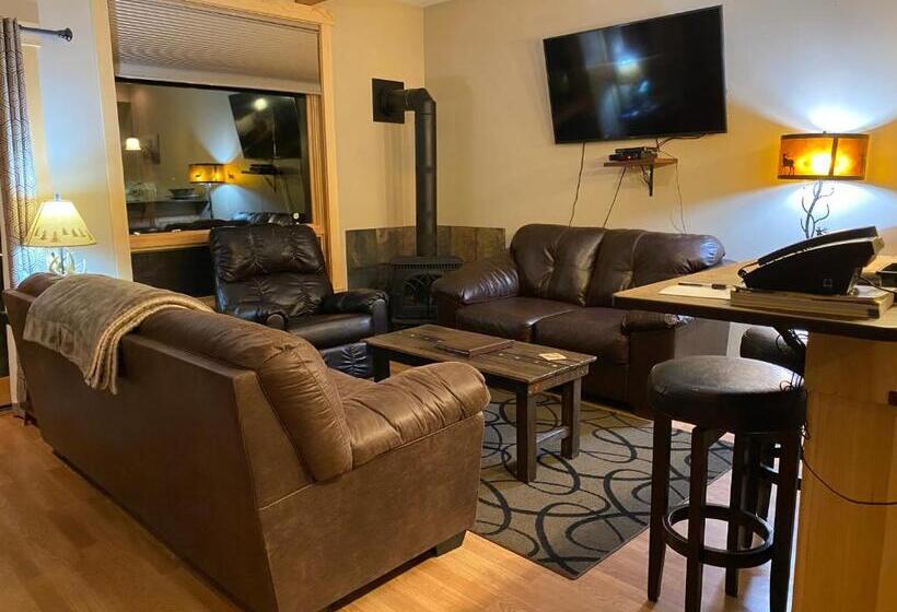 בית מלון כפרי Twisp River Suites