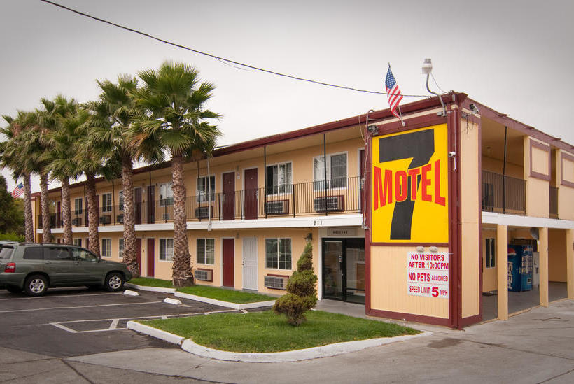 Motel 7   Near Six Flags, Vallejo   Napa Valley