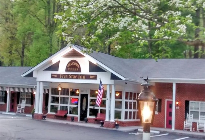 مُتل Five Star Inn