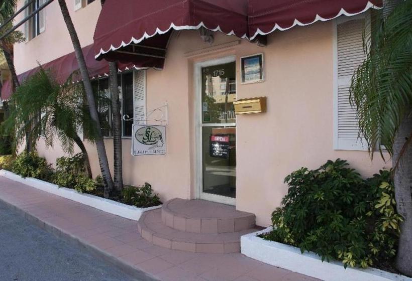 مُتل Manta Ray Inn