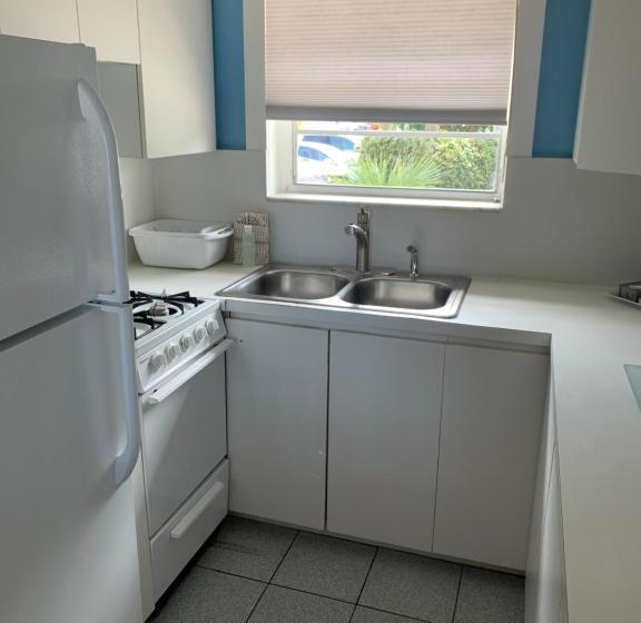 مُتل Manta Ray Inn