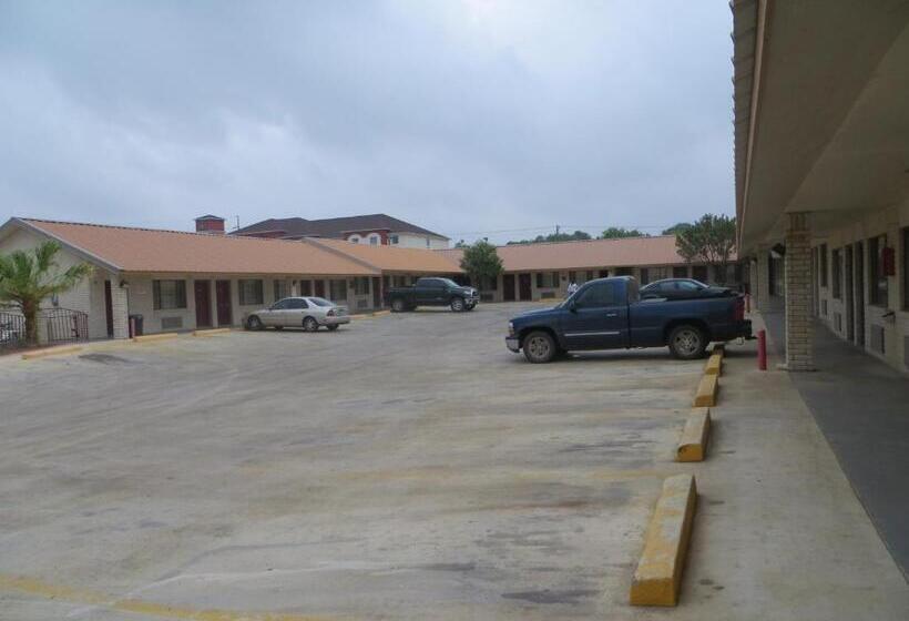 Мотель Pleasanton Executive Inn