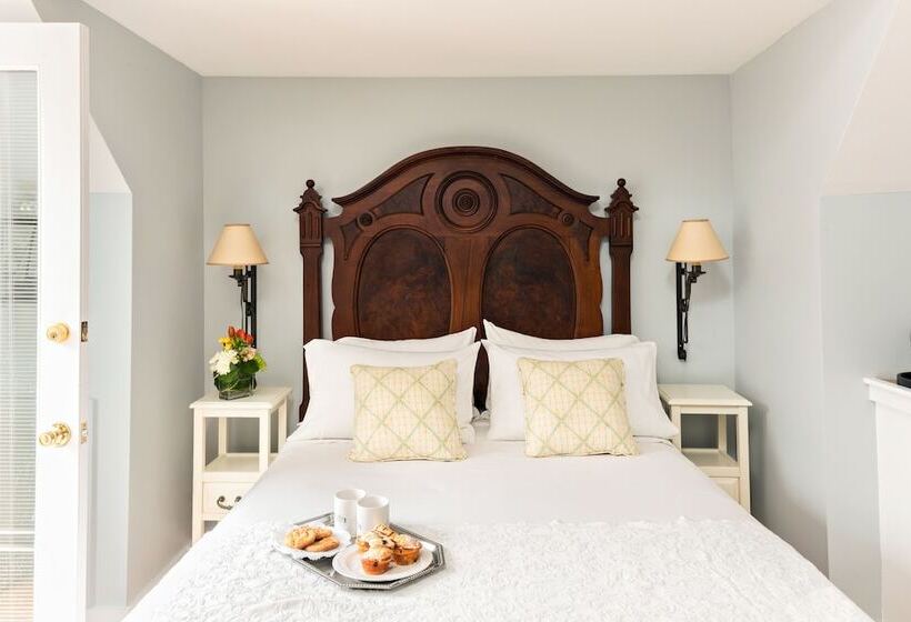 استراحتگاه Brass Key Guesthouse Adults Only