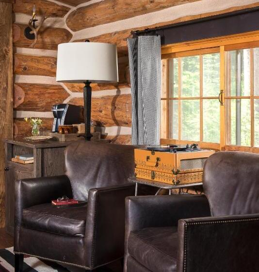 منتجع Lone Mountain Ranch