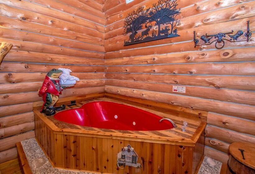 هتل Adventure Suites