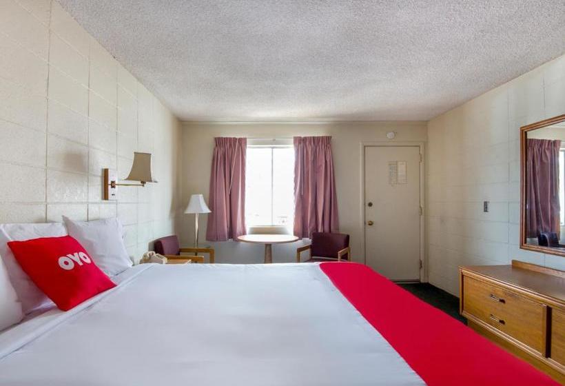 فندق Deluxe Inn