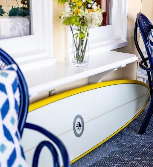 فندق Windward At The Beach