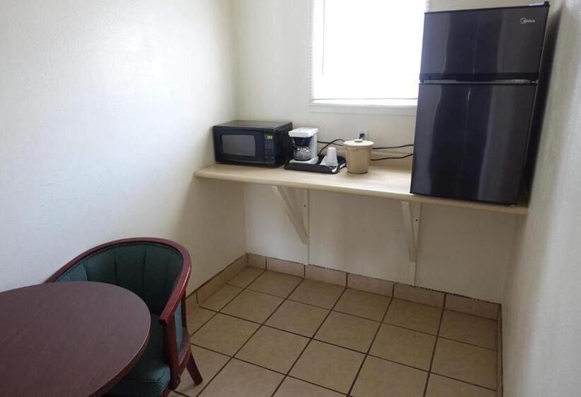 فندق على الطريق Discovery Inn   Eureka