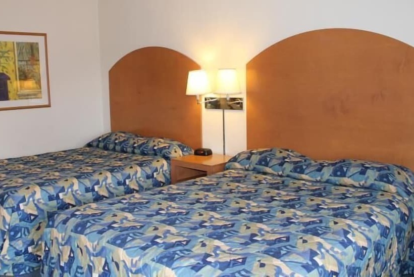 Мотель Economy Inn Watsonville
