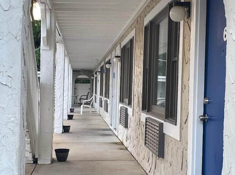 Мотель Point Pleasant Inn