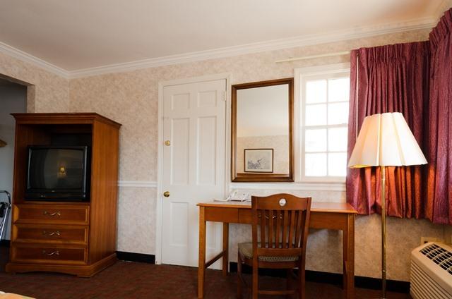 汽车旅馆  Rodeway Inn Fairfax