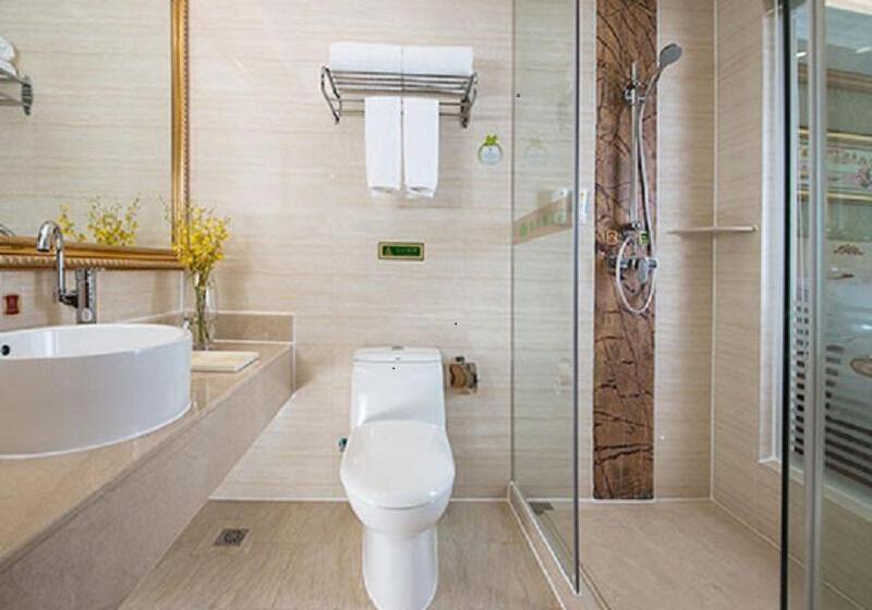 Vienna Hotel Dongguan Shatian Humen Port