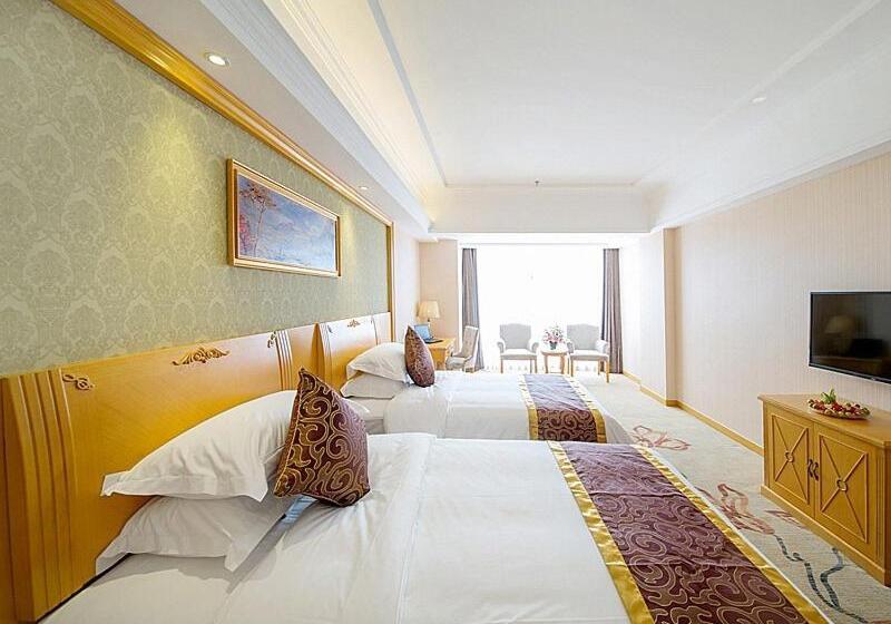 Vienna Hotel Guilin Wanfu Square