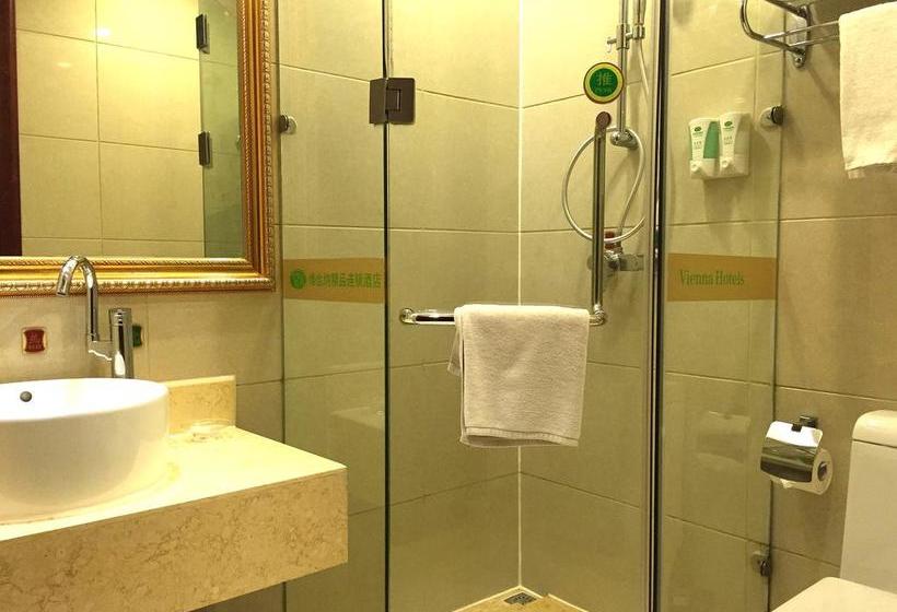 Отель Vienna  Wuhan International Convention And Exhibition Centre