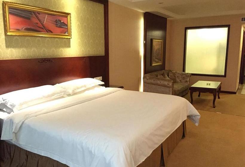 Отель Vienna  Wuhan International Convention And Exhibition Centre