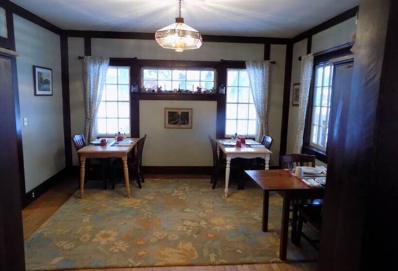 Wilderness Inn Bed And Breakfast