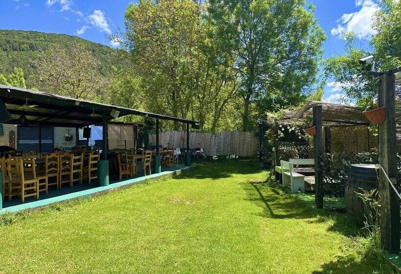 Hostel Backpacker Solopuent